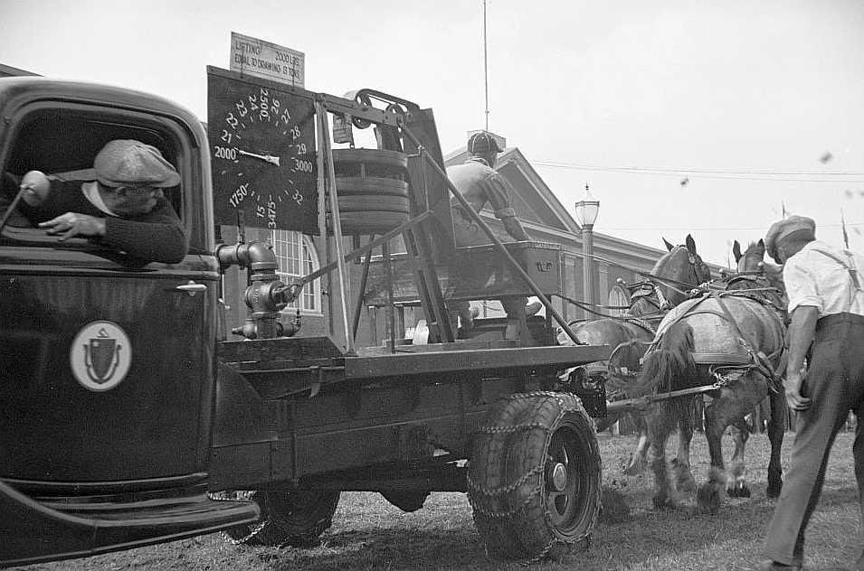 The dynamometer used in the horse-pulling contest, Eastern States Fair, Springfield, Massachusetts  Photo: Carl Mydans